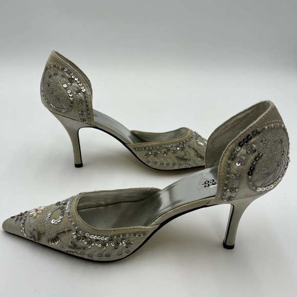 VALENTI FRANCO Heels 9‎ Silver Wedding Shoes Prom Fancy Sequins Beaded Formal - Picture 6 of 11